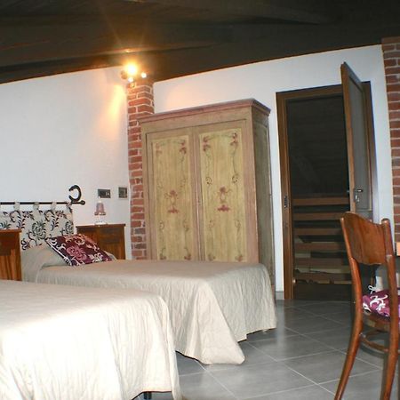 Il Vecchio Mulino Di Bairo Guest House ภายนอก รูปภาพ