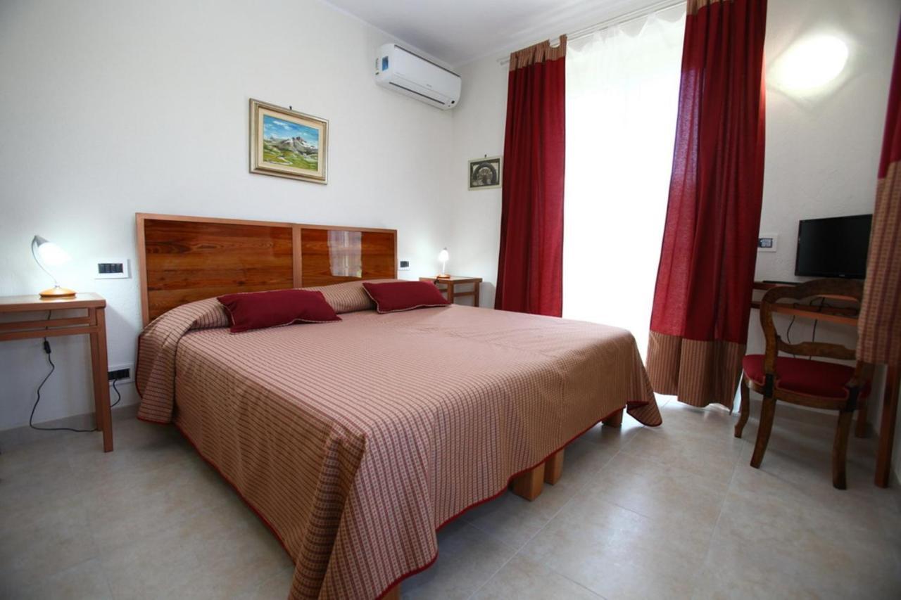 Il Vecchio Mulino Di Bairo Guest House ภายนอก รูปภาพ
