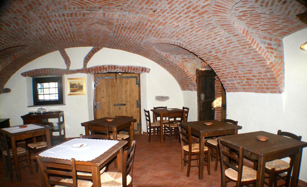 Il Vecchio Mulino Di Bairo Guest House ภายนอก รูปภาพ